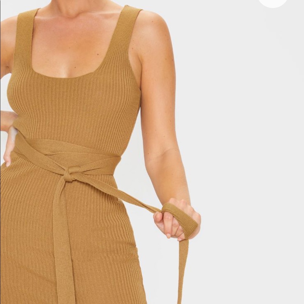 HOST PICK π NWT Dress π· - Picture 5 of 6